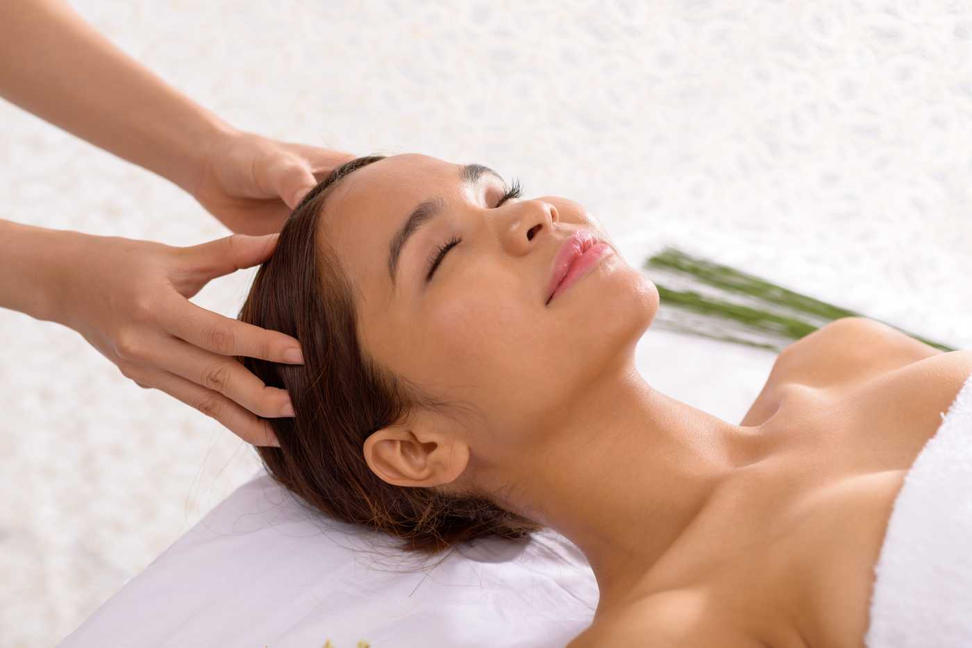 Finding Relief: Where to Massage for Migraine Comfort 11 Where to Massage for Migraines